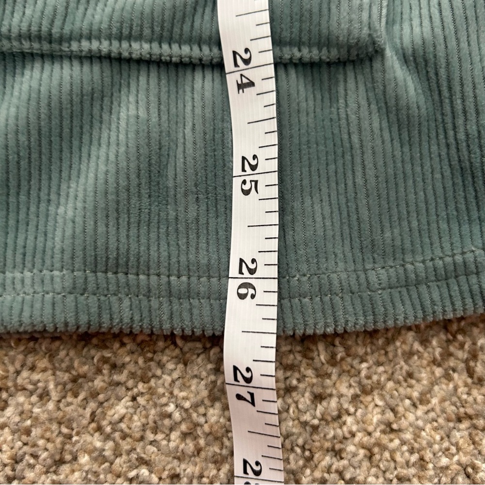 Nine West sage green velour PN set L - Picture 6 of 8